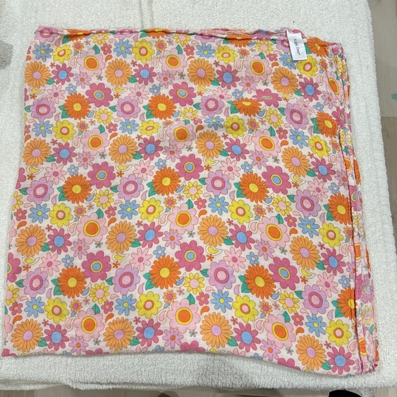 Angel Dear retro daisy swaddle blanket groovy baby girl nursing 47x47 stroller - Picture 1 of 4